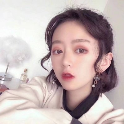 2025头像女生超酷真人短发图片
