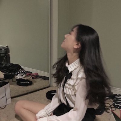 18岁女头像真实自然图片