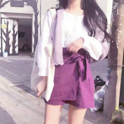 长腿女生头像