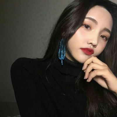 女生头像ins高冷御姐高清图片