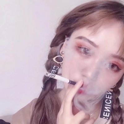 极度抑郁又好看头像女