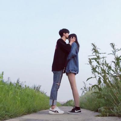 情侣头像一对双人两张小清新图片