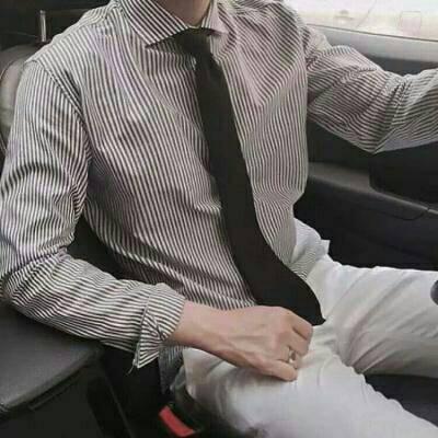 成熟深度有内涵的男士微信头像