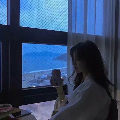 忧郁头像女生蓝色系
