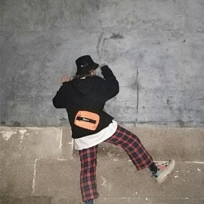 情侣头像一男一女超拽霸气高冷图片