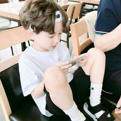 萌萌小正太高清头像图片