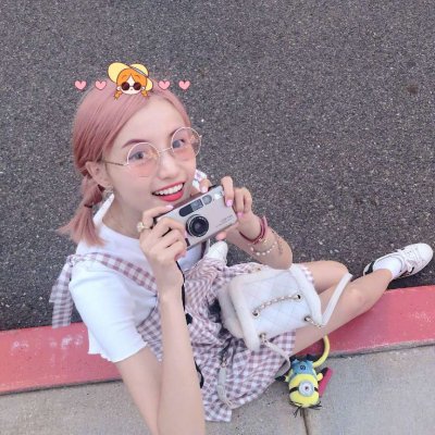 女生清纯萌呆可爱头像图片