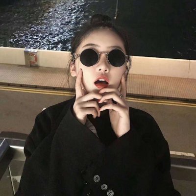 极度抑郁又好看头像女