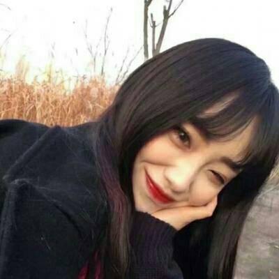 酷酷的女生真人头像