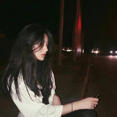 酷酷的女生真人头像