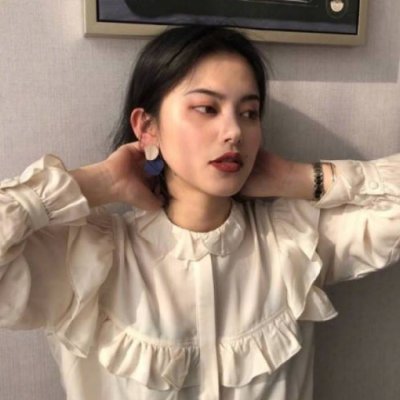 极度抑郁又好看头像女