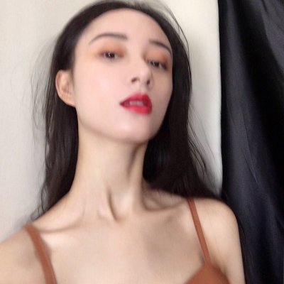 极度抑郁又好看头像女