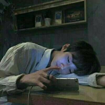 孤傲高冷男神真人头像图片