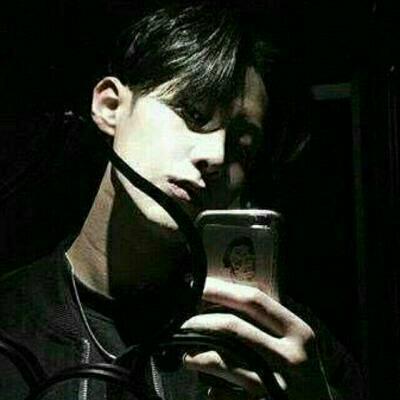 孤傲高冷男神真人头像图片