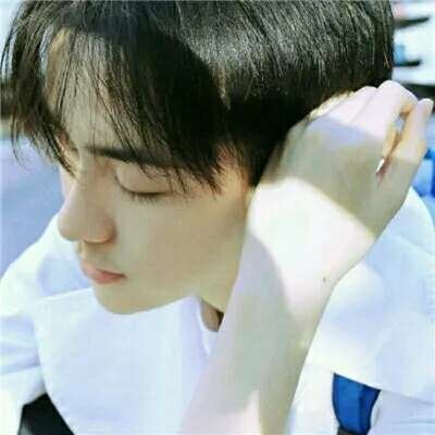 帅气男生头像暖男阳光图片