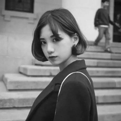 短发女生头像高冷真人图片