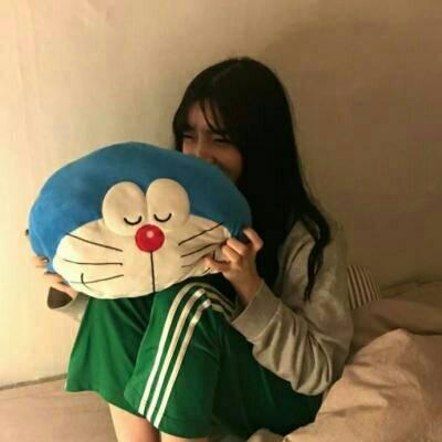 酷酷的女生真人头像