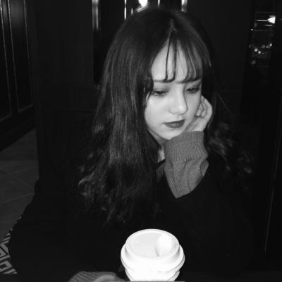 情侣头像意境唯美一对两张图片