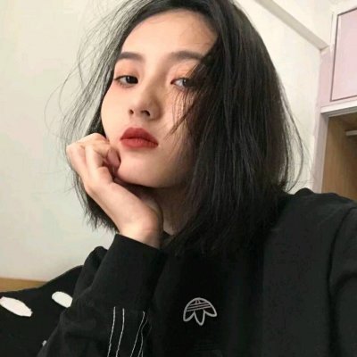 极度抑郁又好看头像女