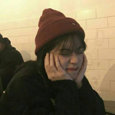 酷酷的女生真人头像