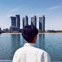 情侣头像海边唯美背影一对两张一男一女