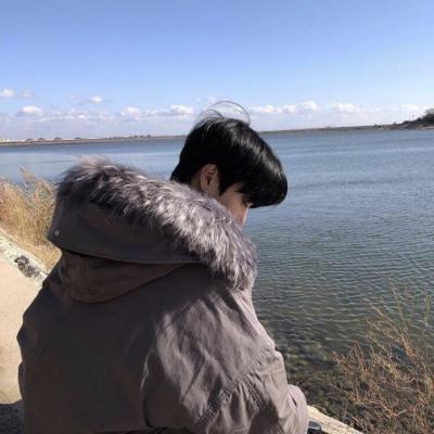 网图超帅小哥哥微信头像