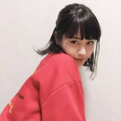 短发女生头像高冷真人图片