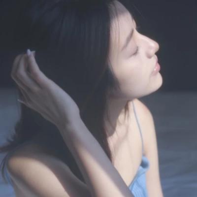 孤傲高冷霸气女生头像