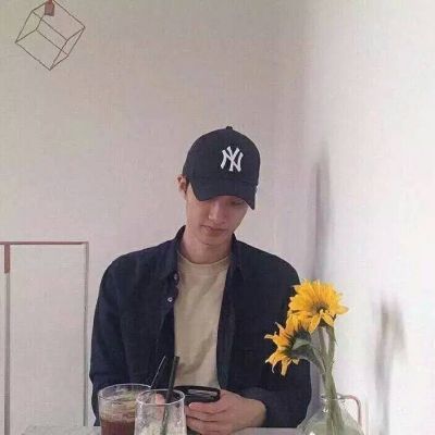 单人情侣头像一对两张一人一张