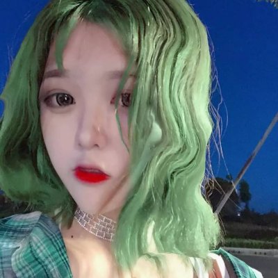 女生小清新系浅绿色头像图片