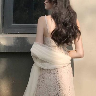 女生背影侧面气质微信头像图片