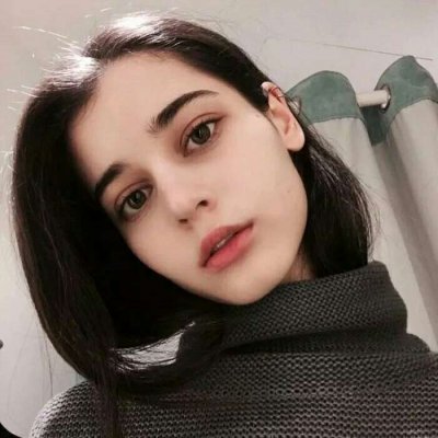 短发女生头像高冷真人图片