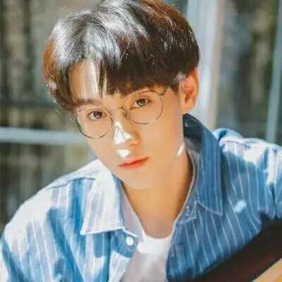 帅气男生头像暖男阳光图片
