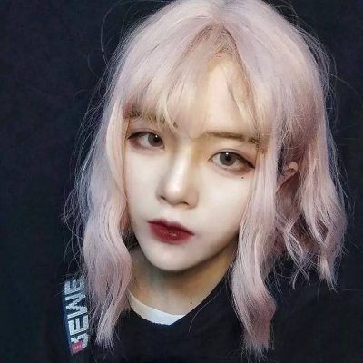 极度抑郁又好看头像女