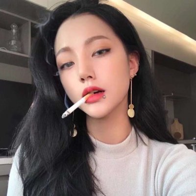极度抑郁又好看头像女