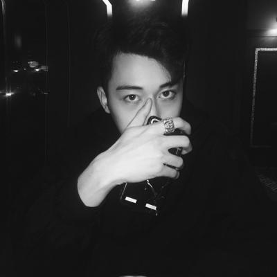情侣头像意境唯美一对两张图片