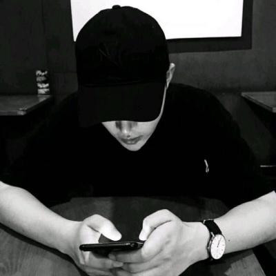 很难被发现的一对情侣头像图片