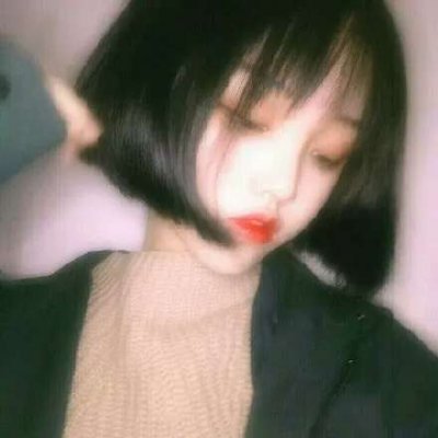 短发女生头像高冷真人图片