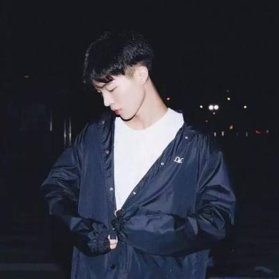 很难被发现的一对情侣头像图片