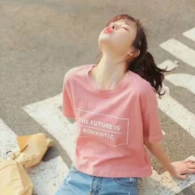 qq头像流行的潮流女生