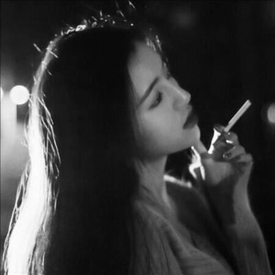 女头黑白高冷丧系高清图片