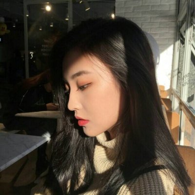 伤感美女图片头像气质