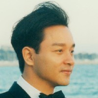 qq头像男生张国荣超帅照片