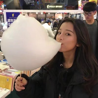 qq头像流行的潮流女生