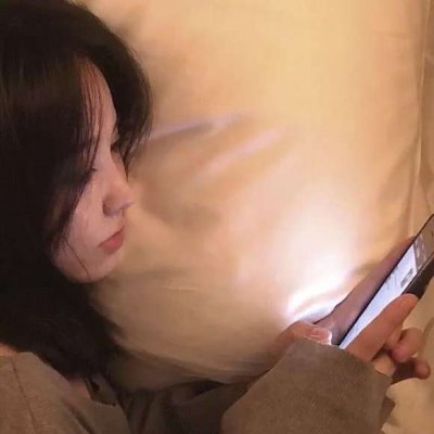 很酷的图片女生头像