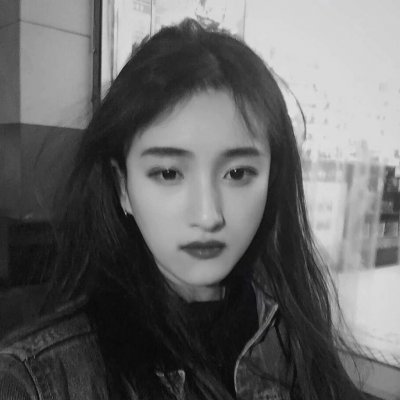伤感头像女生冷淡黑白清晰真人图片