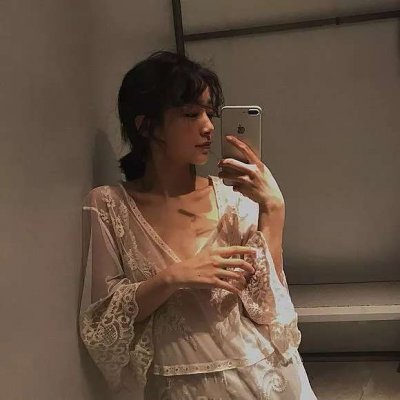很酷的图片女生头像