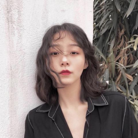 头像女生霸气超拽冷酷高清图片