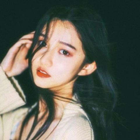 唯美意境温柔小众真人头像女生图片