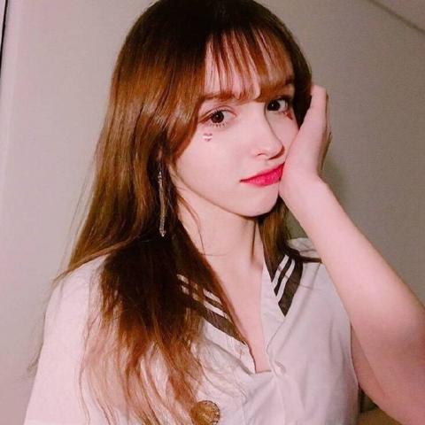 头像女生霸气超拽冷酷高清图片
